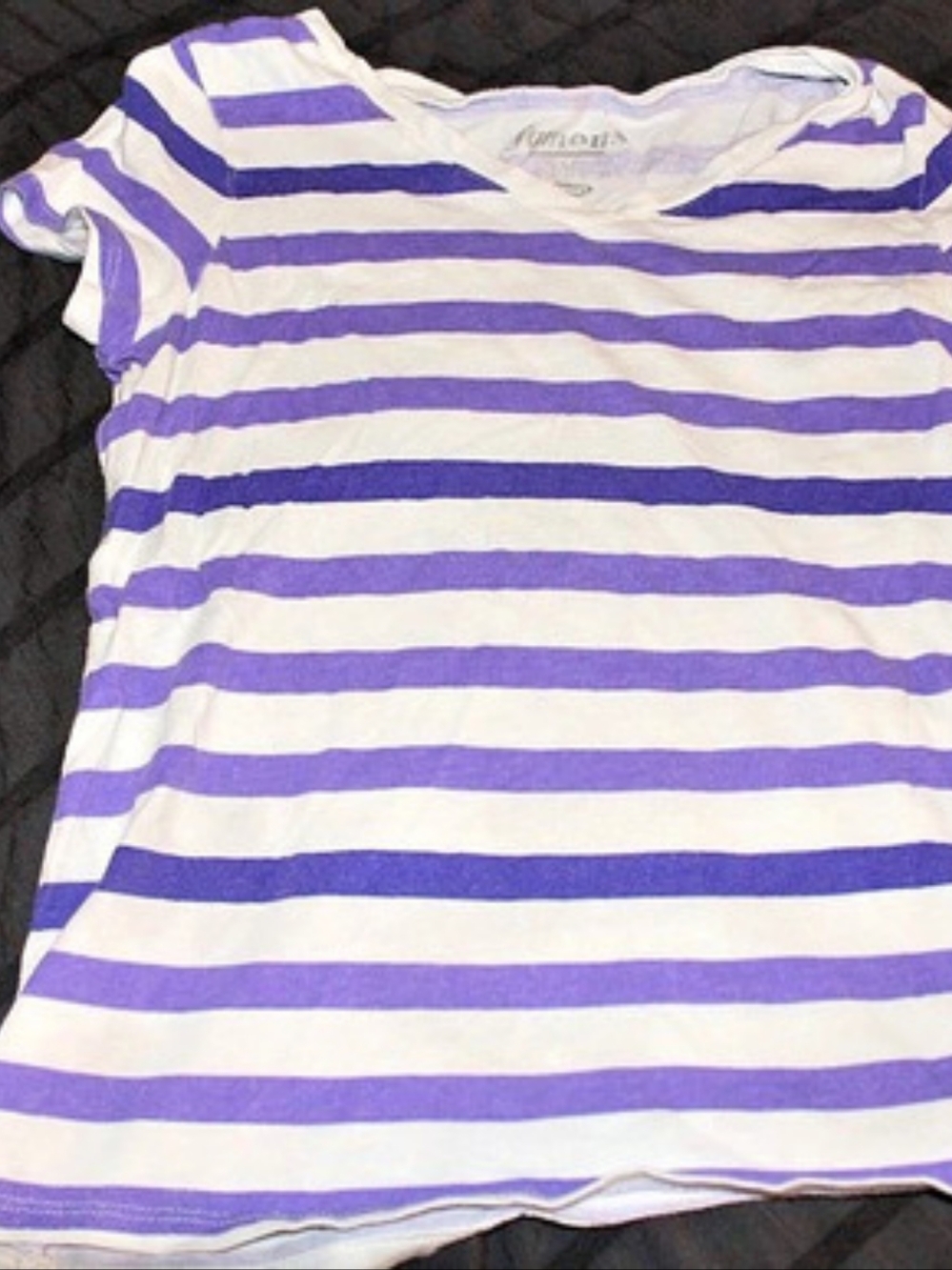 Old Navy Striped Short Sleeve Tee in Purple & White Size Small 6-7